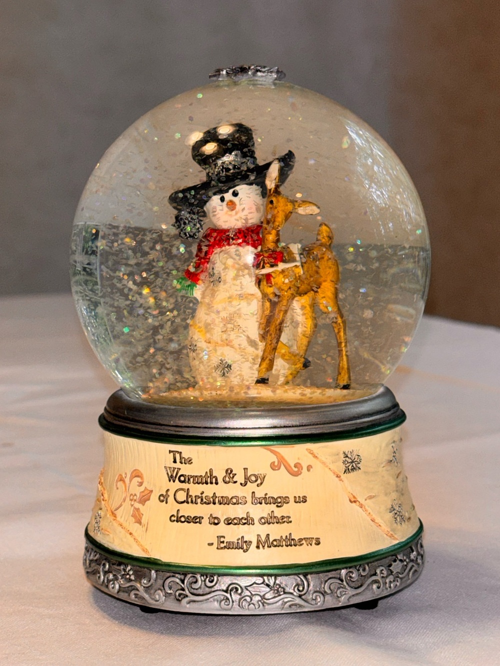 Birch Hearts Warmth & Joy Musical Snow Globe Winter Wonderland Snowman Deer 2011
